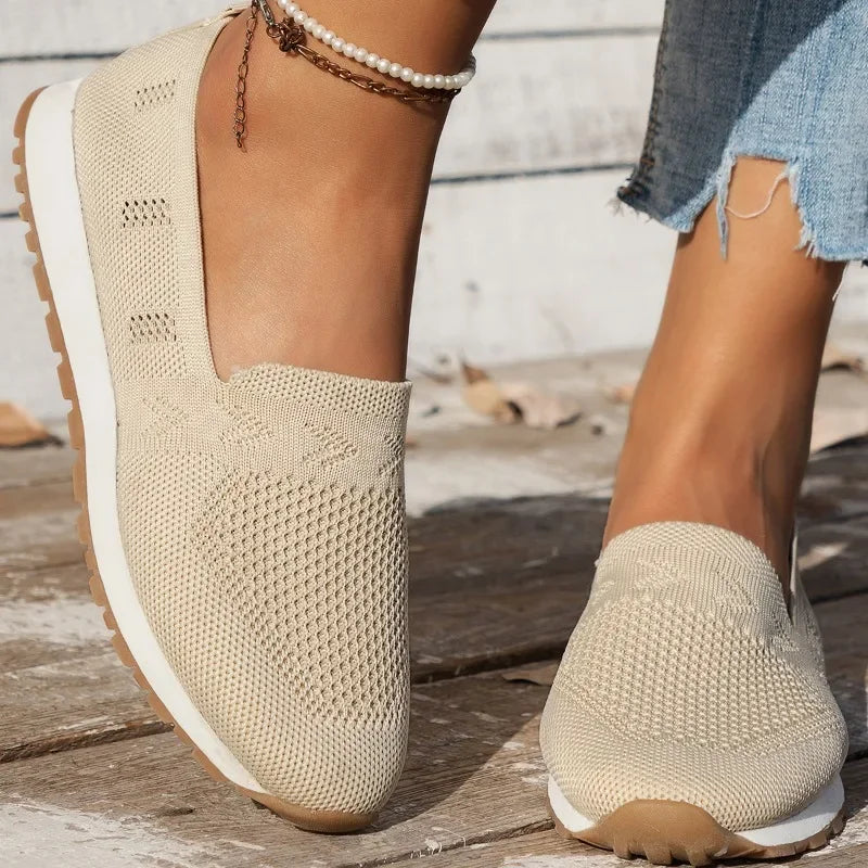 Mocassins femme à enfiler – élégance sobre et confort ergonomique