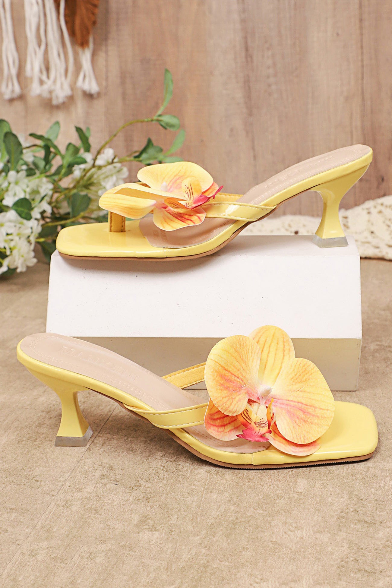 Flora – Mules à Talons avec Fleurs 3D
