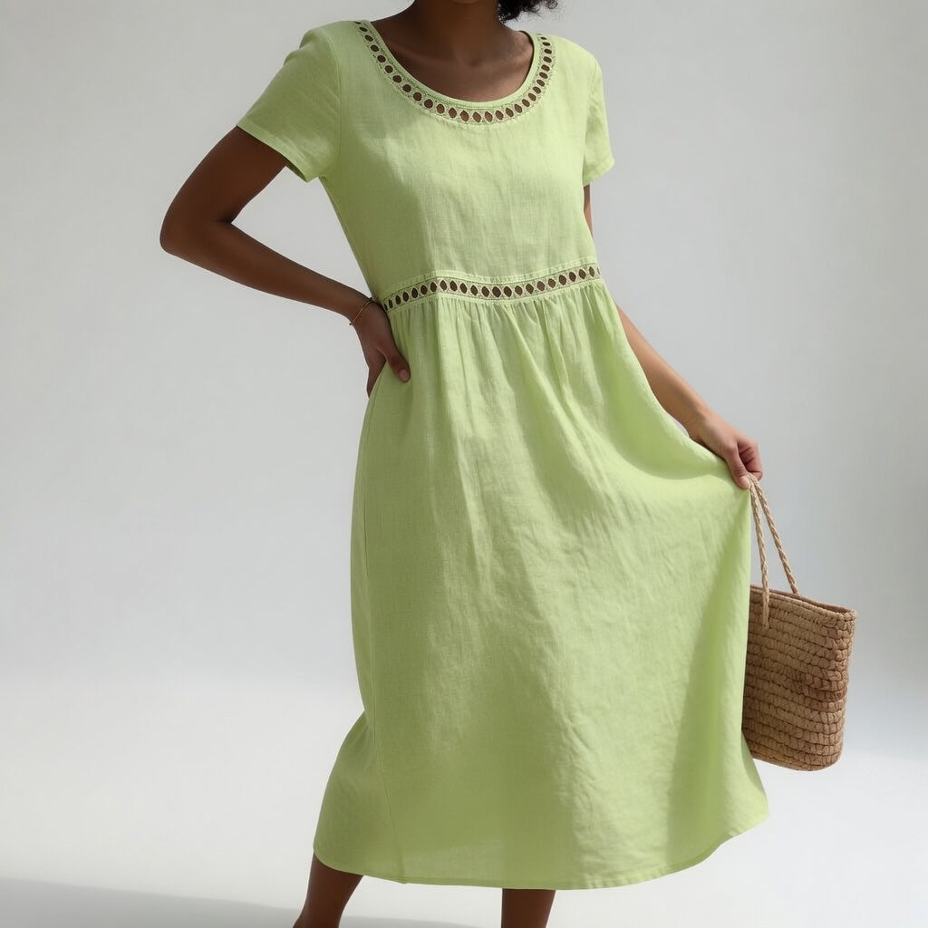Robe midi brodée en coton à manches courtes et taille empire