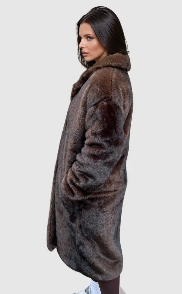 Émilie – Long manteau en fausse fourrure d’hiver femme