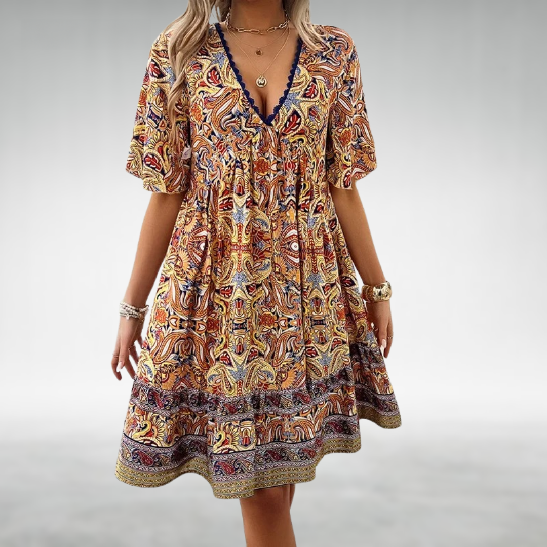 Robe courte bohème à décolleté en V et motif ethnique