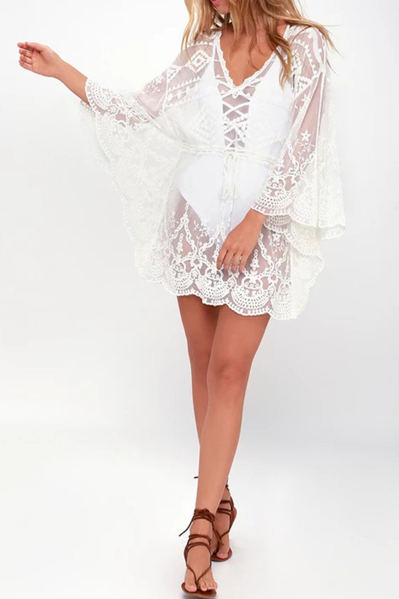 Soline – Robe de Plage Transparente en Dentelle et Crochet