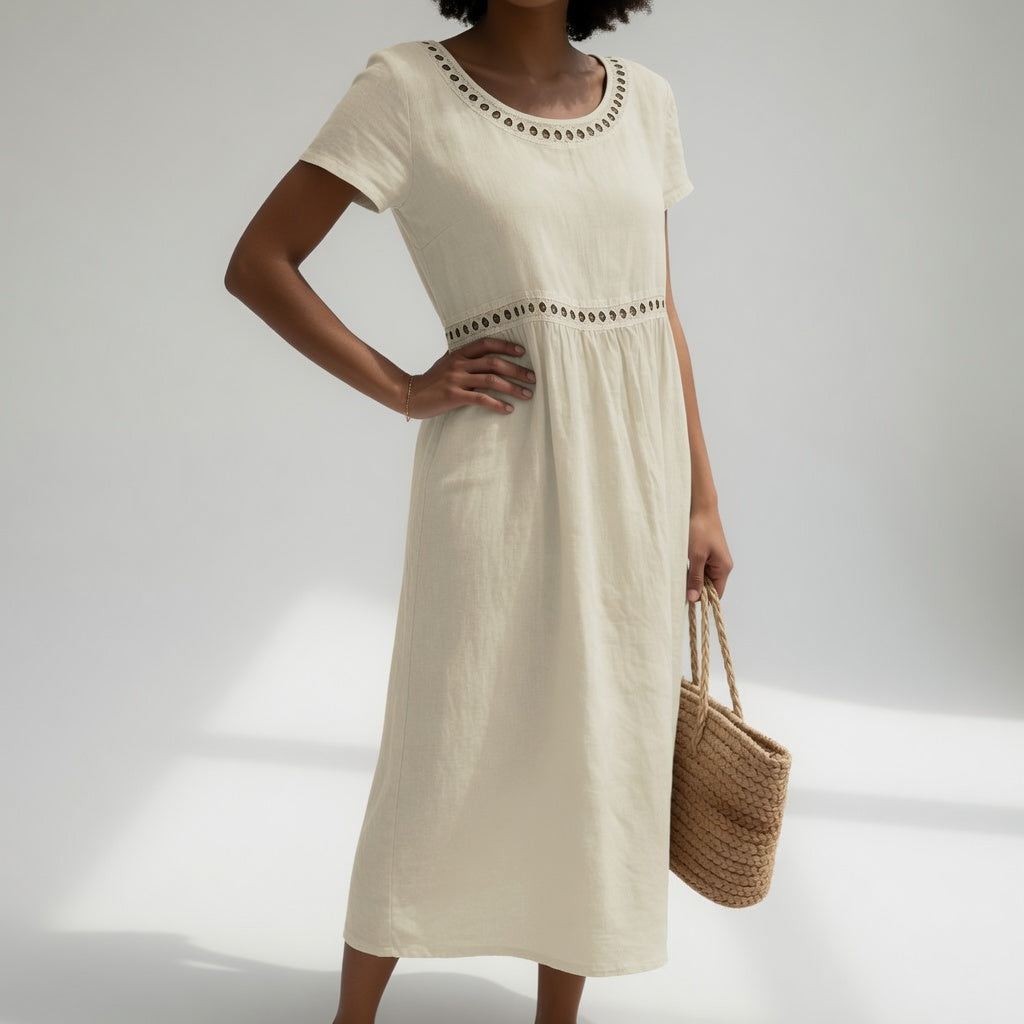 Robe midi brodée en coton à manches courtes et taille empire