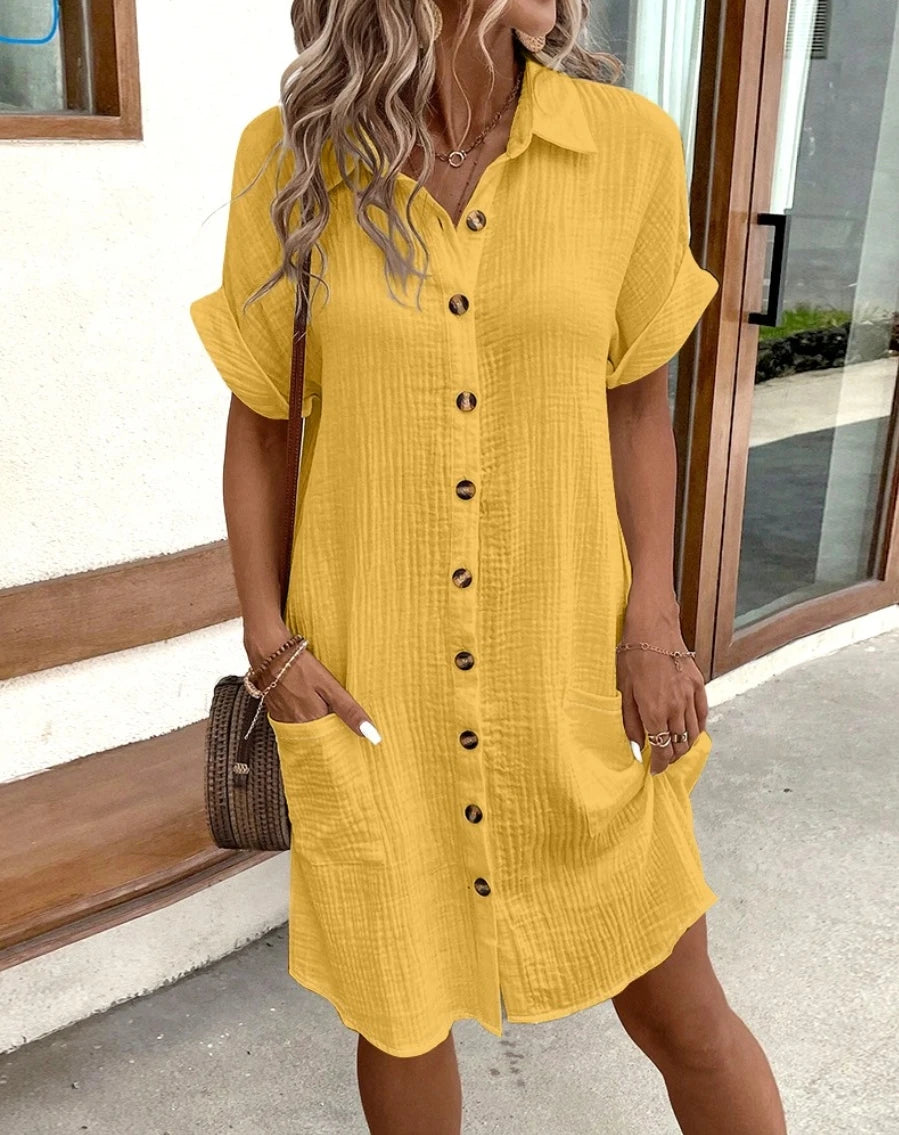Adèle – Robe courte à col V et manches trois-quarts