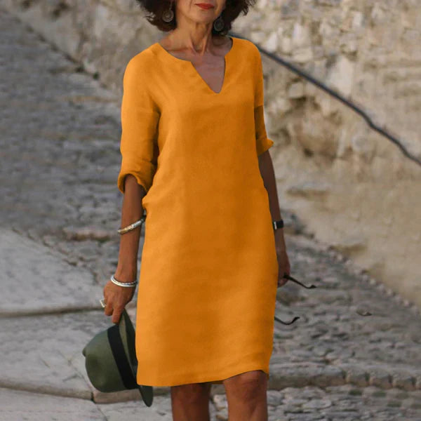 Robe Évasée à Manches Trois-Quarts et Col V – Confort Léger et Élégance Quotidienne