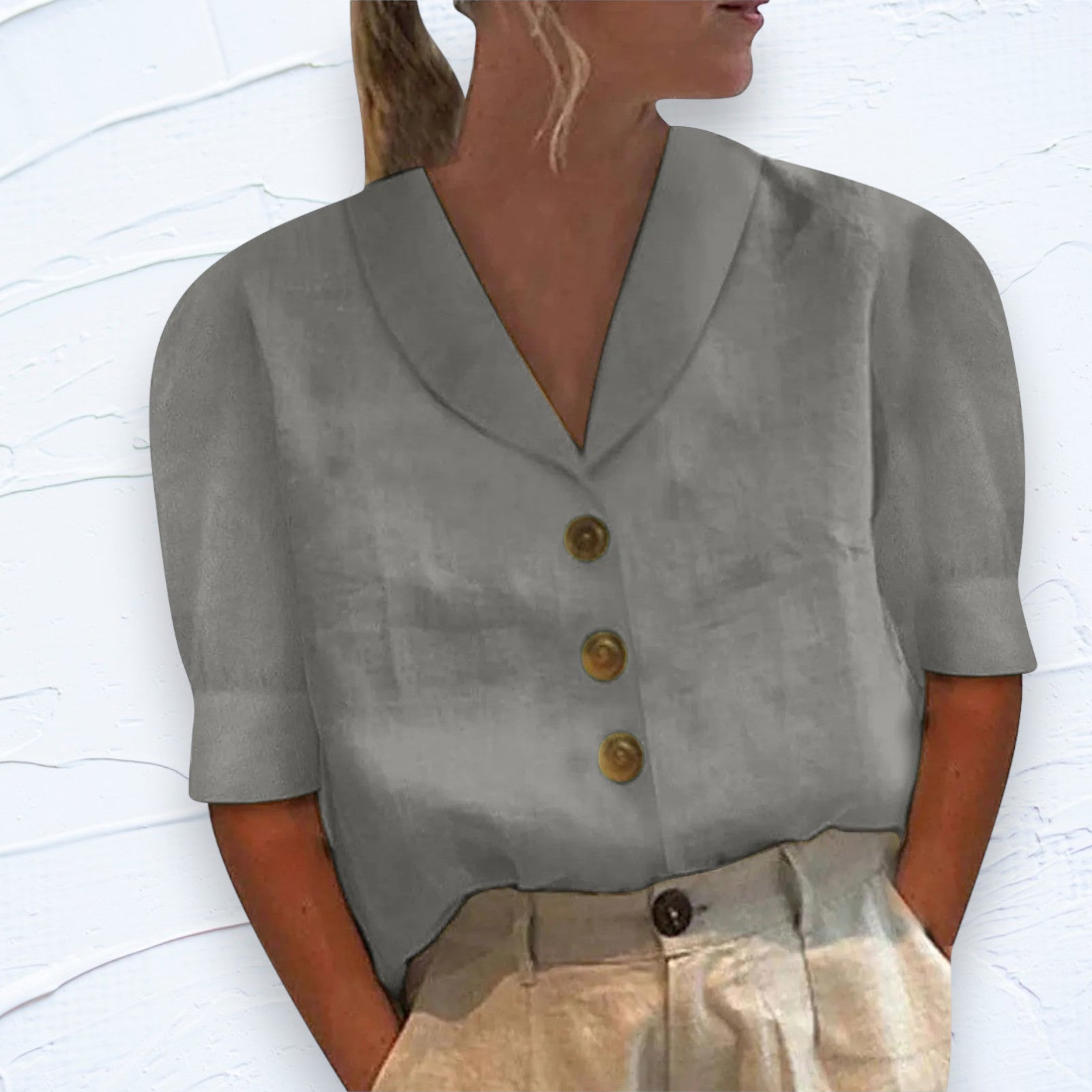Blouse en coton et lin à col cache-cœur – élégance sobre et confort estival