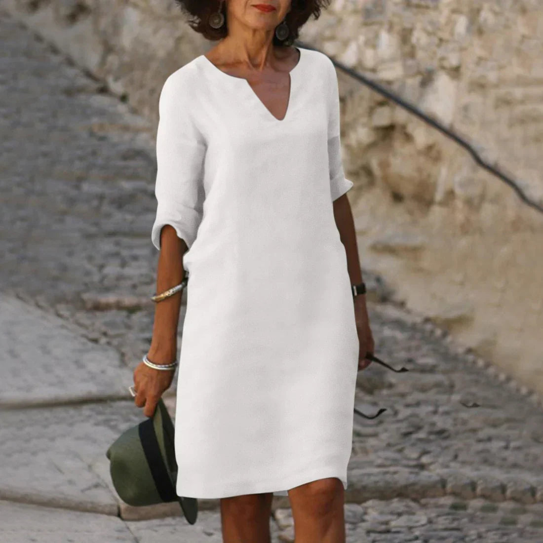 Bérénice – Robe midi à col en V et manches trois-quarts femme