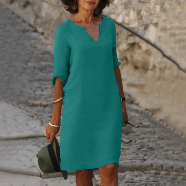 Robe Évasée à Manches Trois-Quarts et Col V – Confort Léger et Élégance Quotidienne