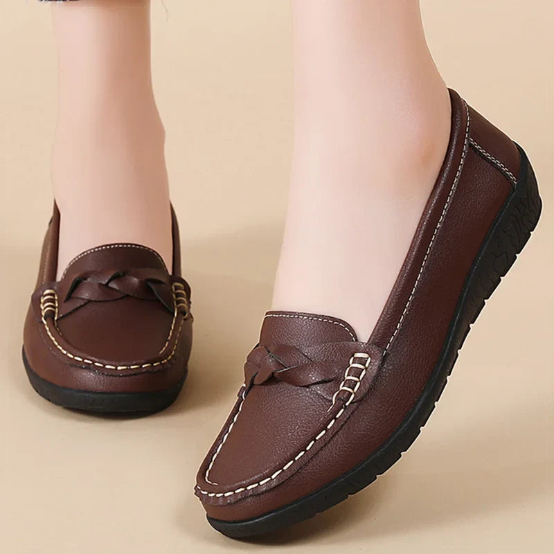 Mocassins femme driving à bride tressée et bout moc 1