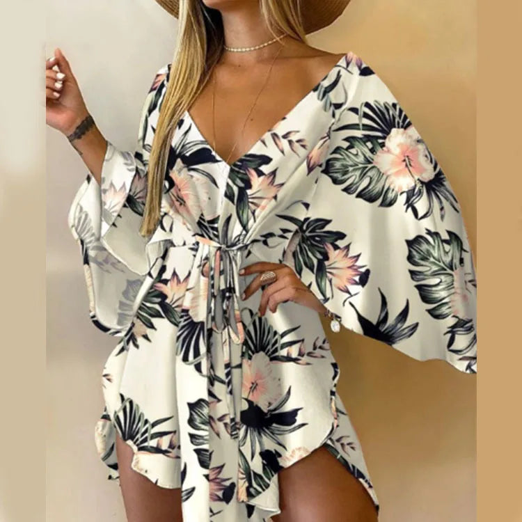 Émilie – Robe courte bohème fleurie à ruches