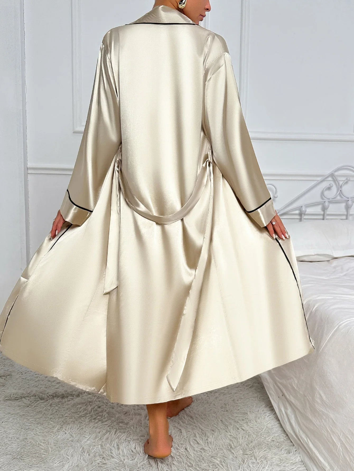 Mathilde – Ensemble pyjama deux pièces avec robe de chambre manches longues et nuisette femme