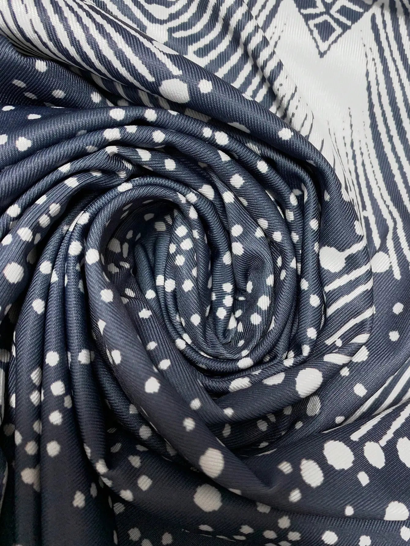 Salomé – Robe d'été fleurie à fines bretelles
