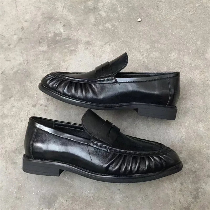 Mocassins femme à bride effet daim et bout plissé 5