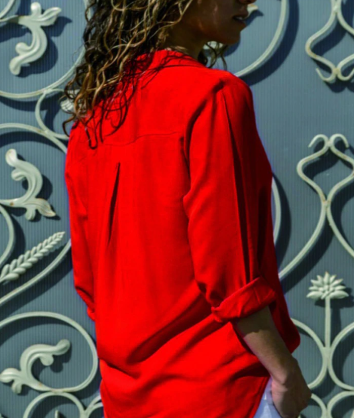 Blouse légère en chiffon – élégance décontractée et confort aérien