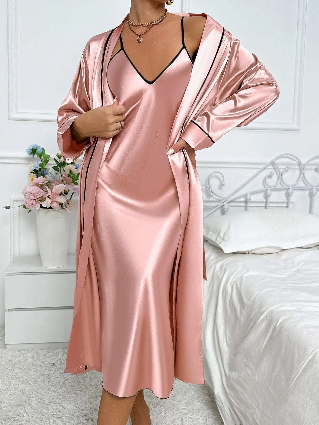 Mathilde – Ensemble pyjama deux pièces avec robe de chambre manches longues et nuisette femme