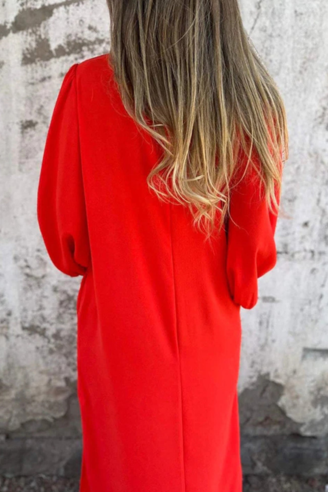 Elena – Robe Maxi à Col V et Manches Lanternes