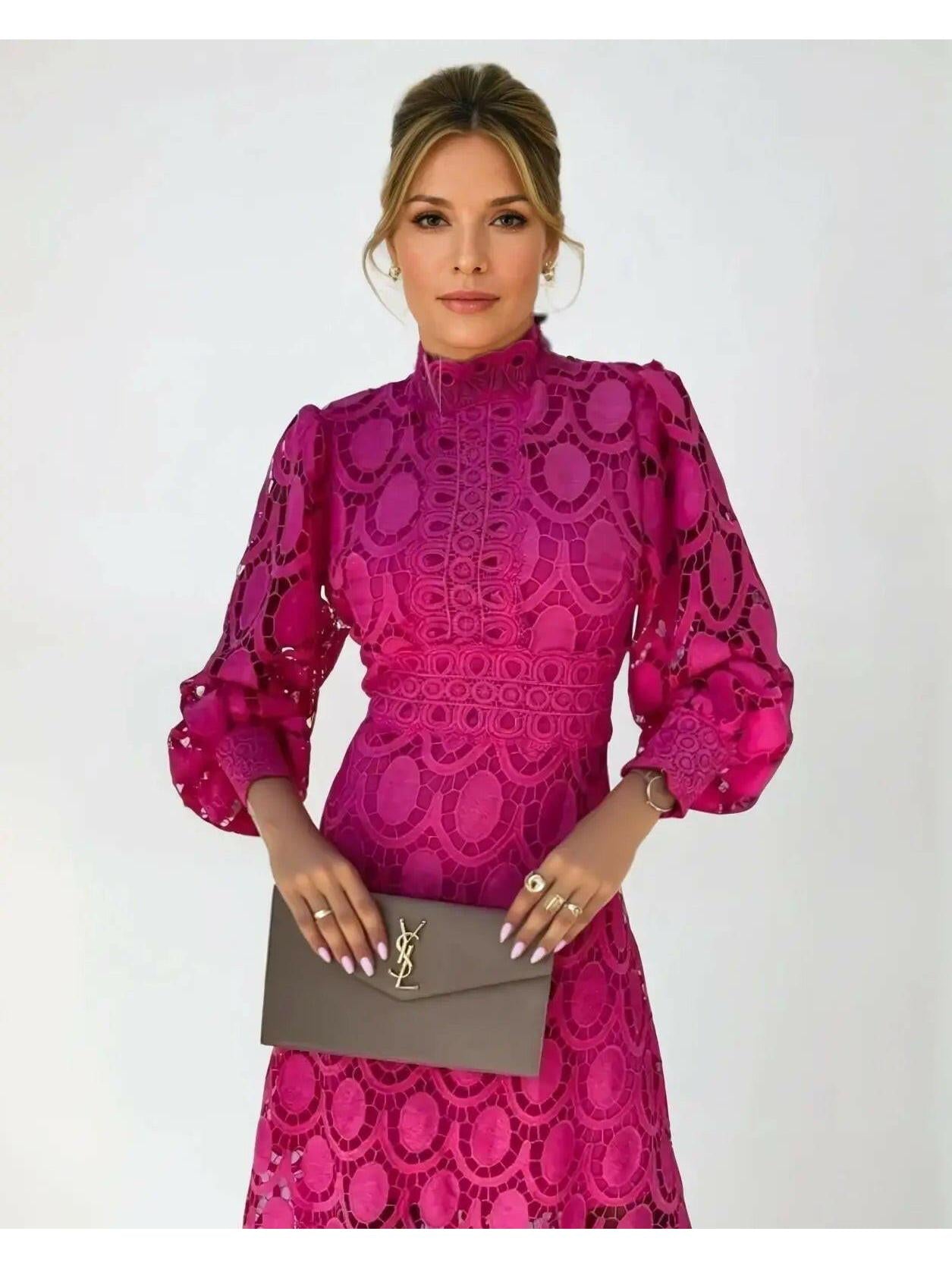Bérangère – Robe en dentelle femme