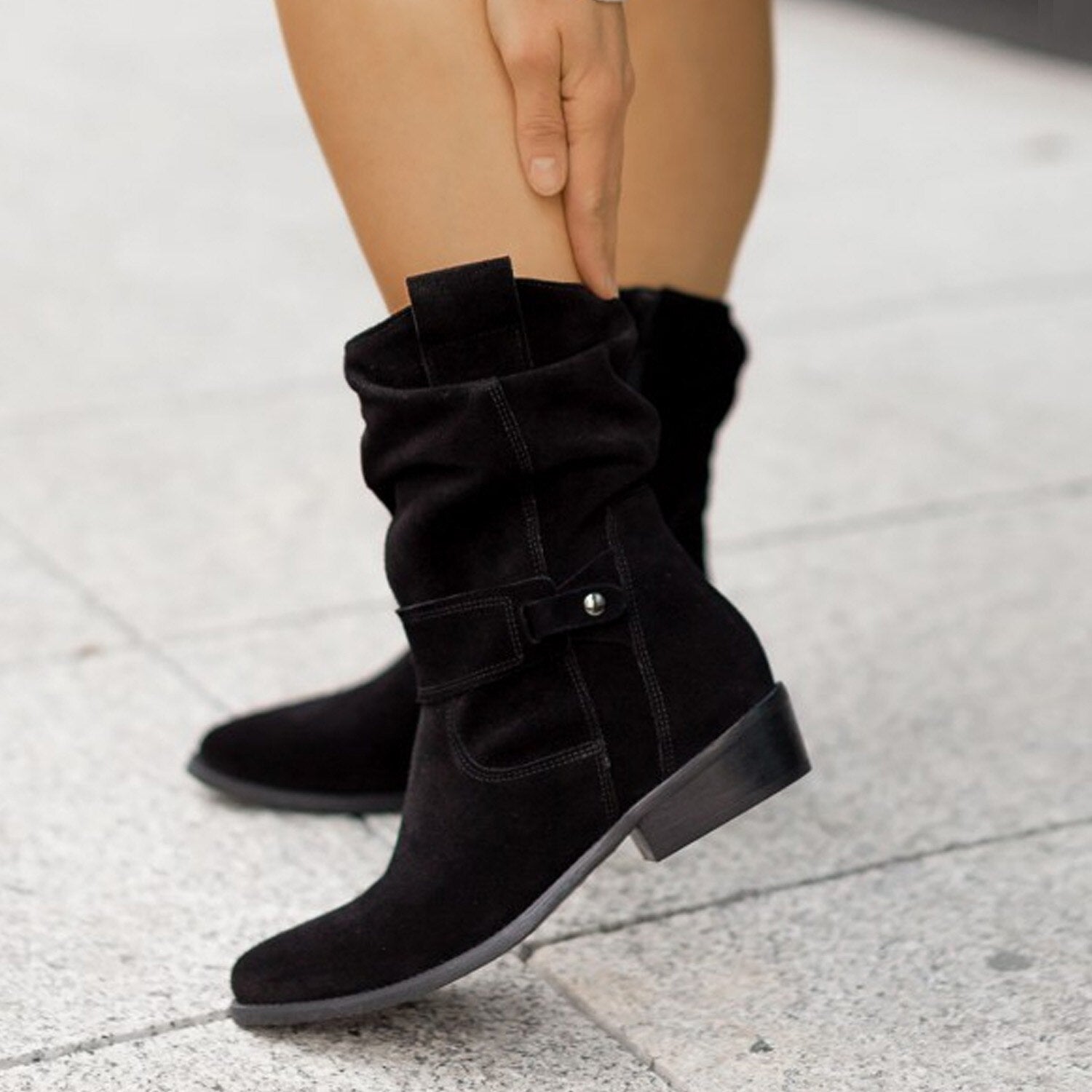 Bottes mi-mollet pour femmes automne souples structurées en suédine avec style intemporel Léonie