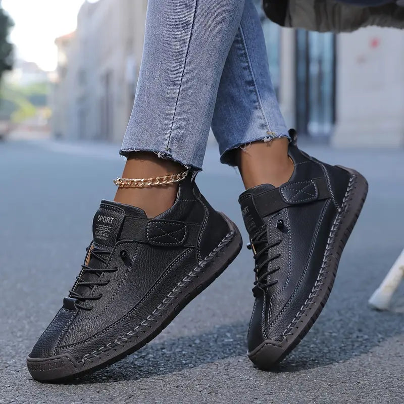 Baskets femme à enfiler sans lacets au look sportif 1
