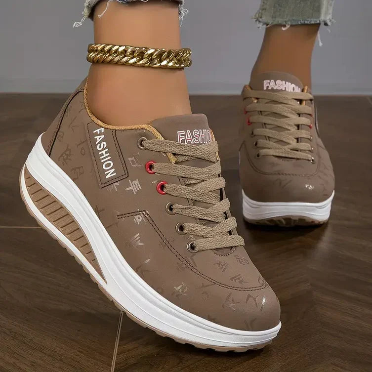 Baskets femme confortables à lacets et semelle flexible 1