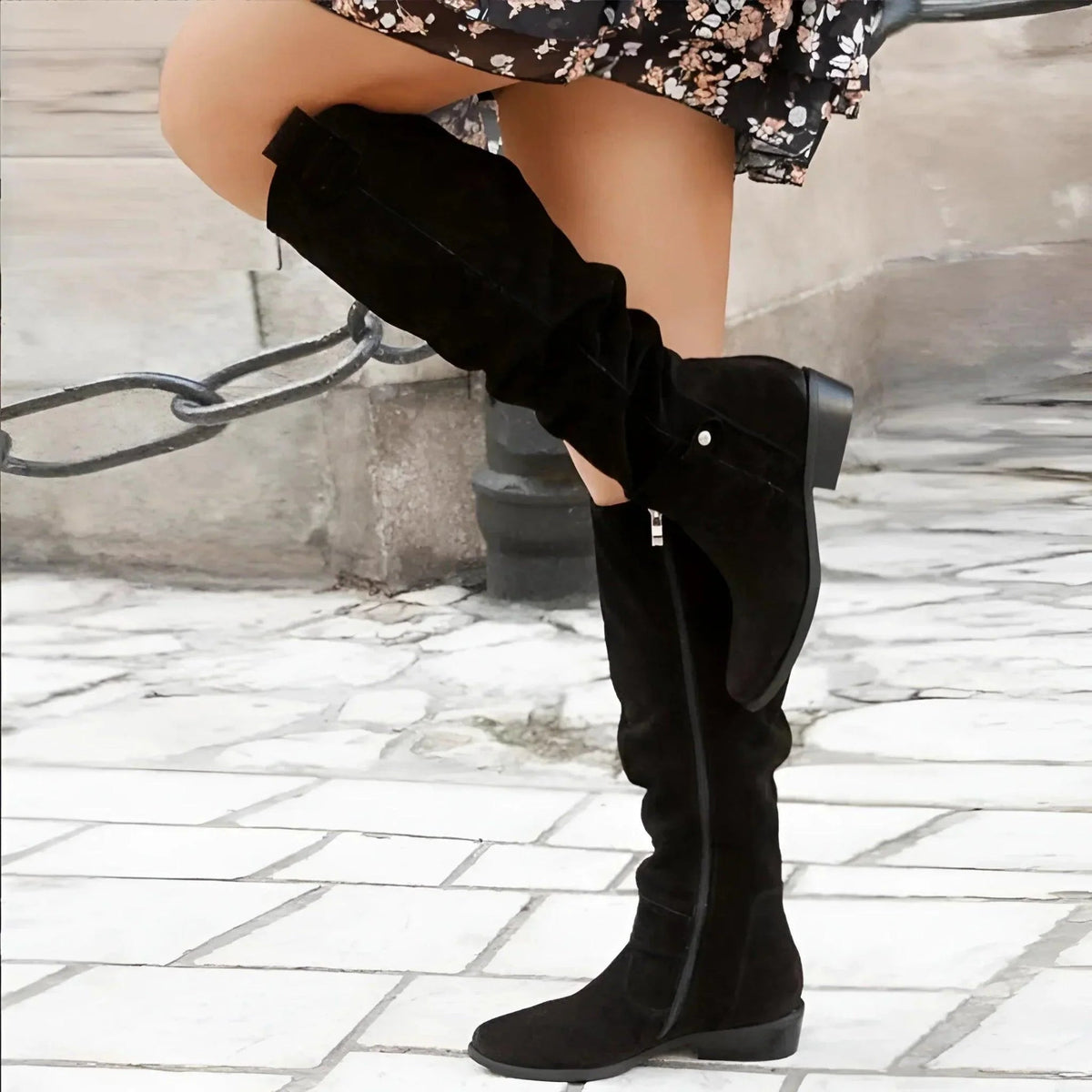 Bottes hautes femme à hauteur genou avec fermeture éclair et talon bloc 8