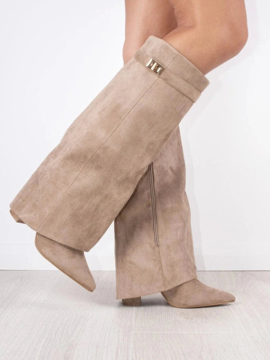 Bottes hautes femme en daim à détails dorés et silhouette affinée 2