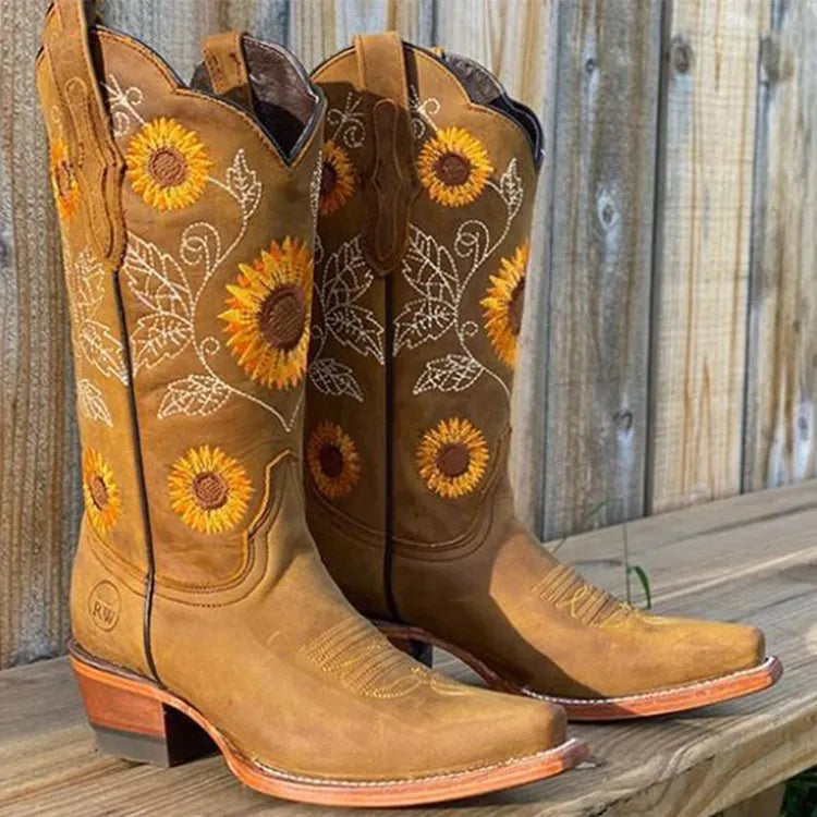 Bottes santiags à broderie tournesol et bout carré 3