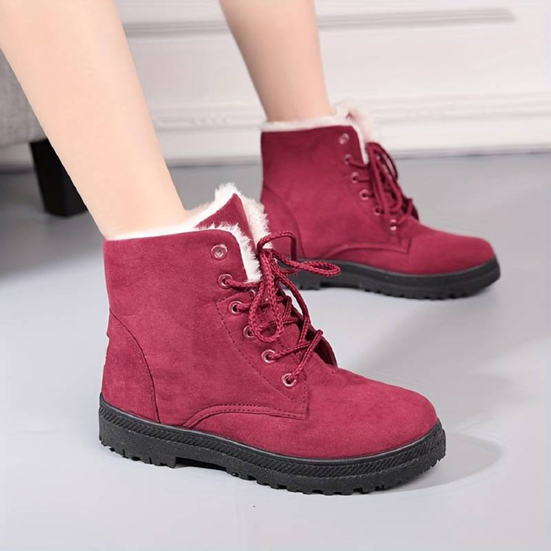 Bottines de neige femme en daim fourrées à lacets 2