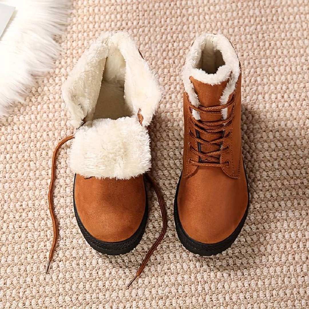 Bottines de neige femme en daim fourrées à lacets 4