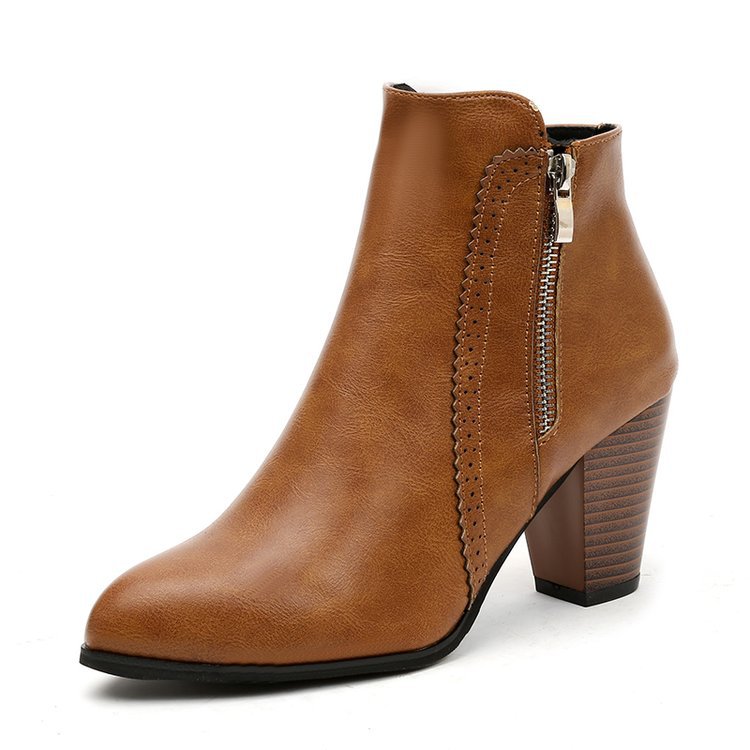 Bottines femme à talon bloc et zip latéral au design intemporel 2