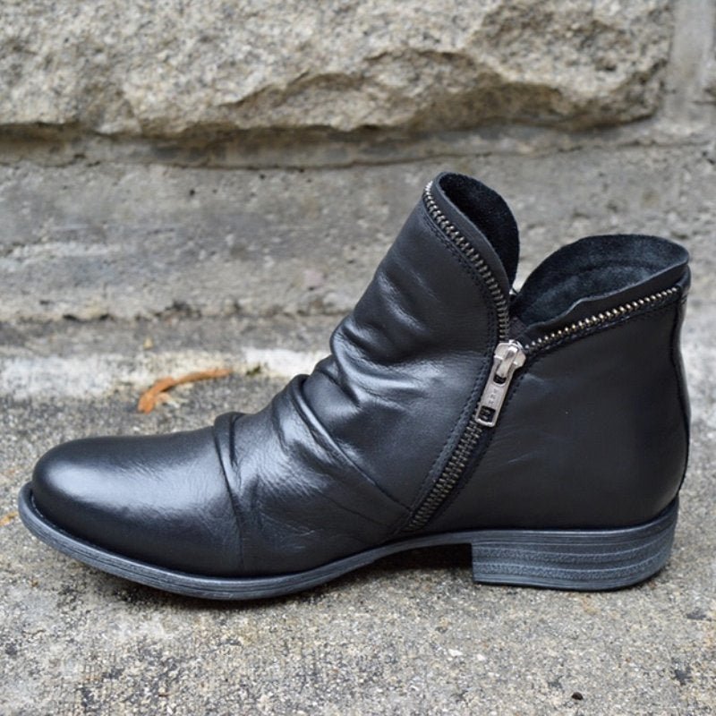 Bottines femme en cuir à zip talon plat 1
