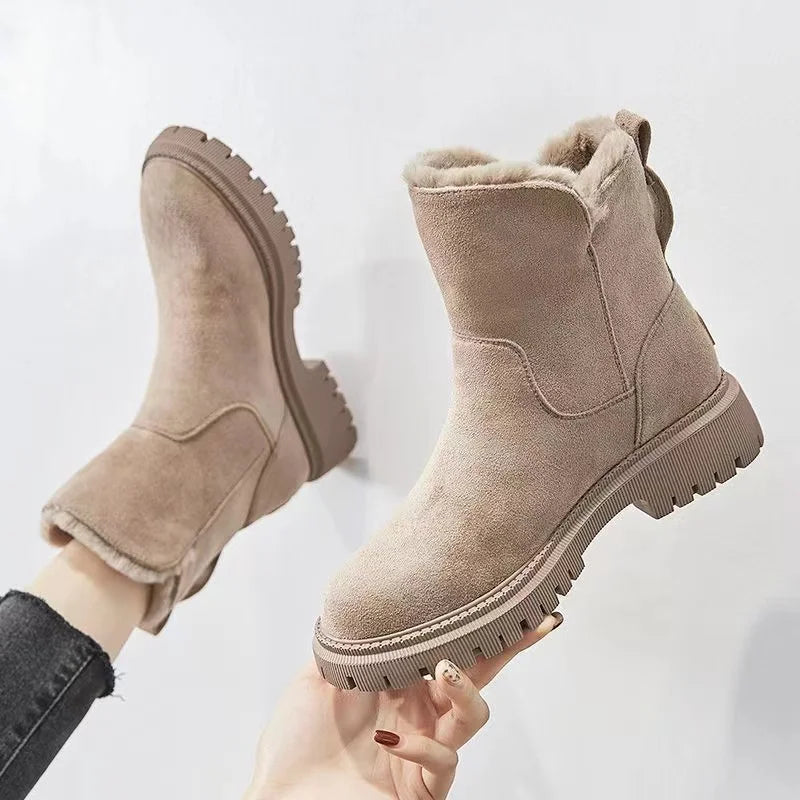 Bottines fourrées femme à zip latéral et semelle antidérapante 2