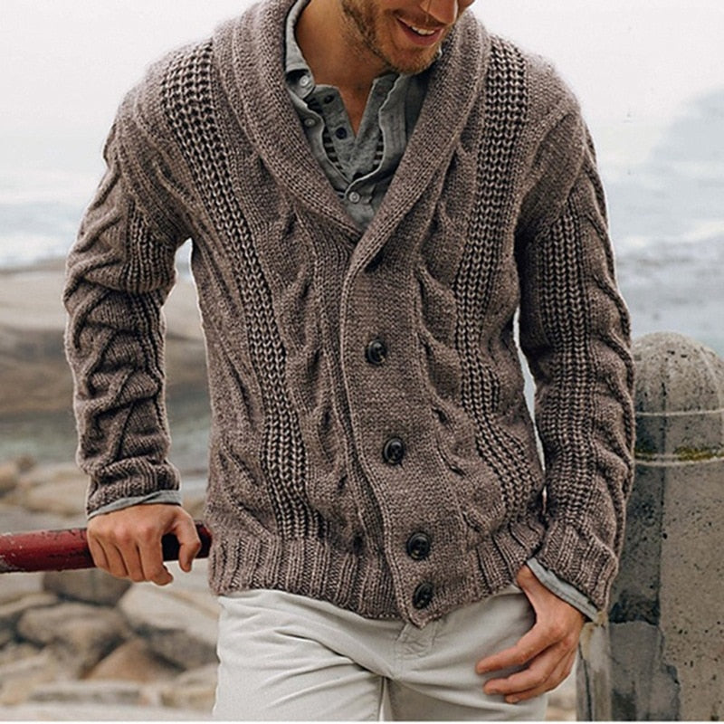 Cardigan homme en laine grosse maille à col châle 1