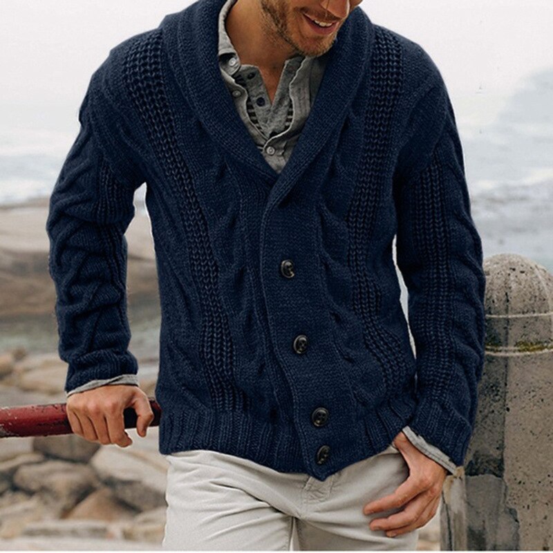 Cardigan homme en laine grosse maille à col châle 2