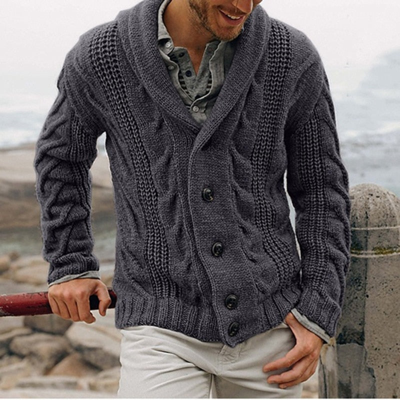 Cardigan homme en laine grosse maille à col châle 3