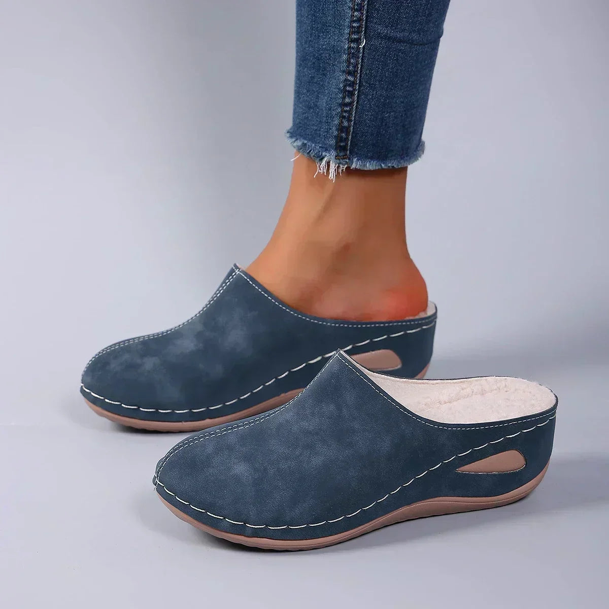 Chaussons d'hiver femme mules fourrés à bout fermé 4