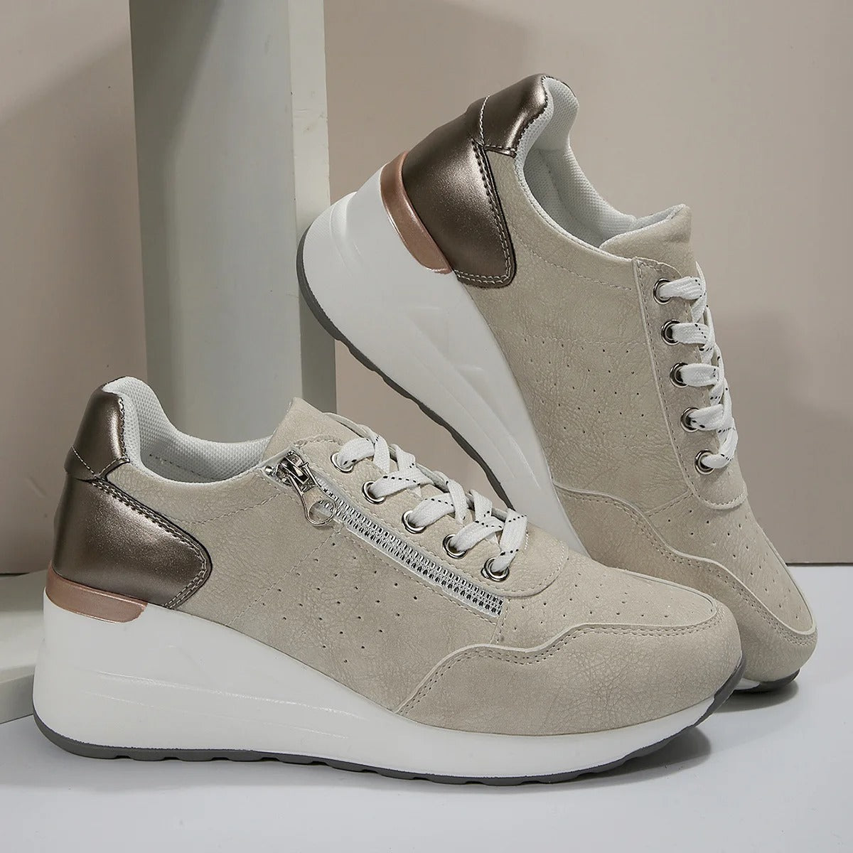 Chaussures de randonnée femme légères à lacets élastiques et zip 10