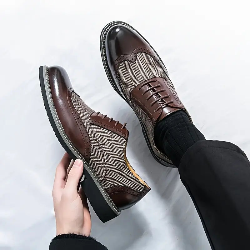 Chaussures richelieu homme à bout fleuri perforé en tissu texturé 3