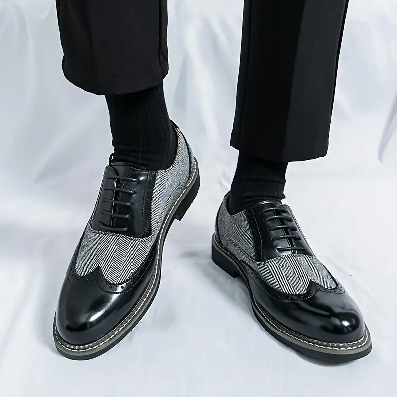 Chaussures richelieu homme à bout fleuri perforé en tissu texturé 4