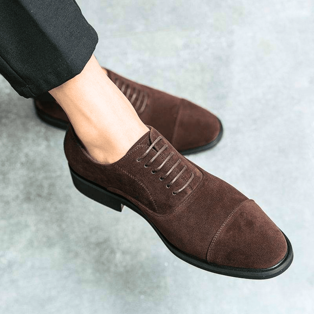 Chaussures richelieu homme en daim à lacets et semelle robuste 5