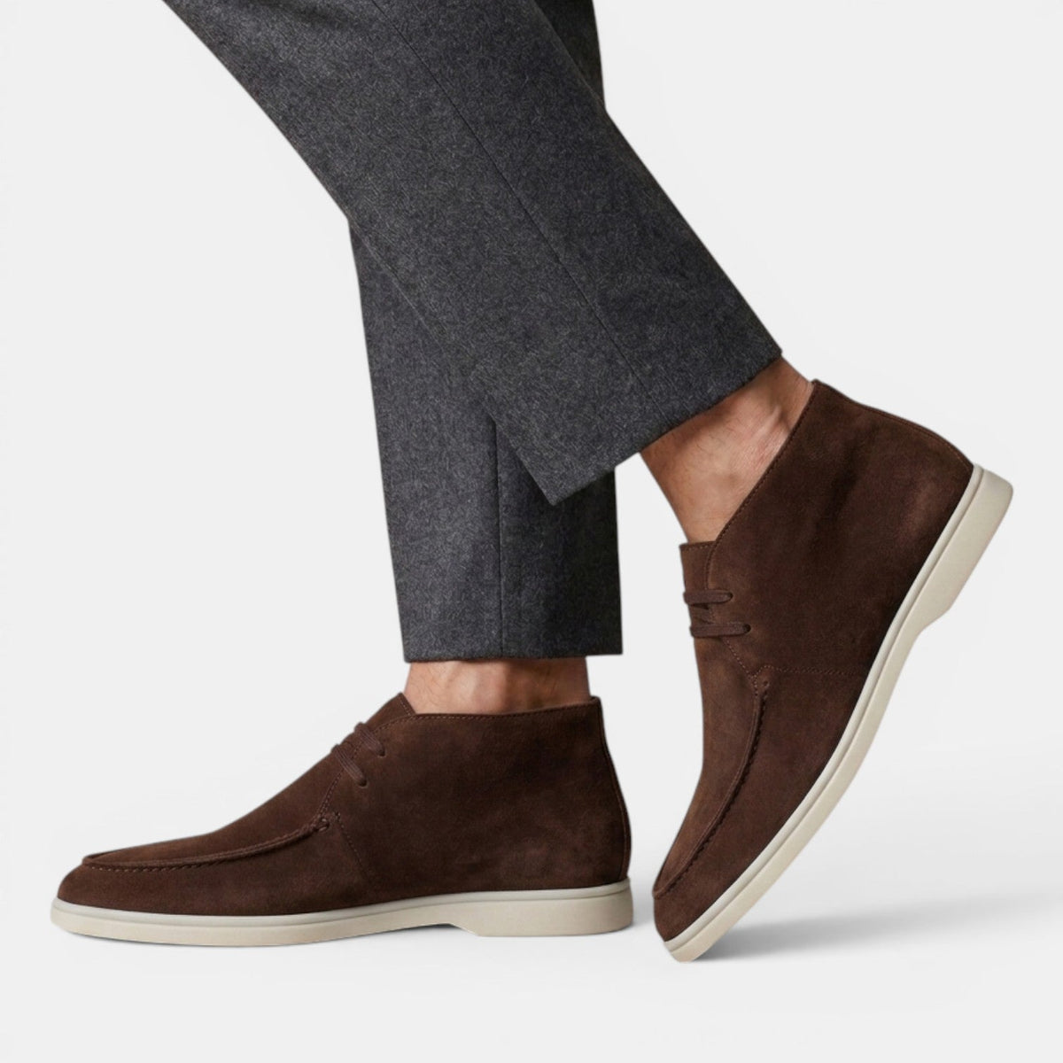 Chukka boots homme en daim à couture mocassin 2