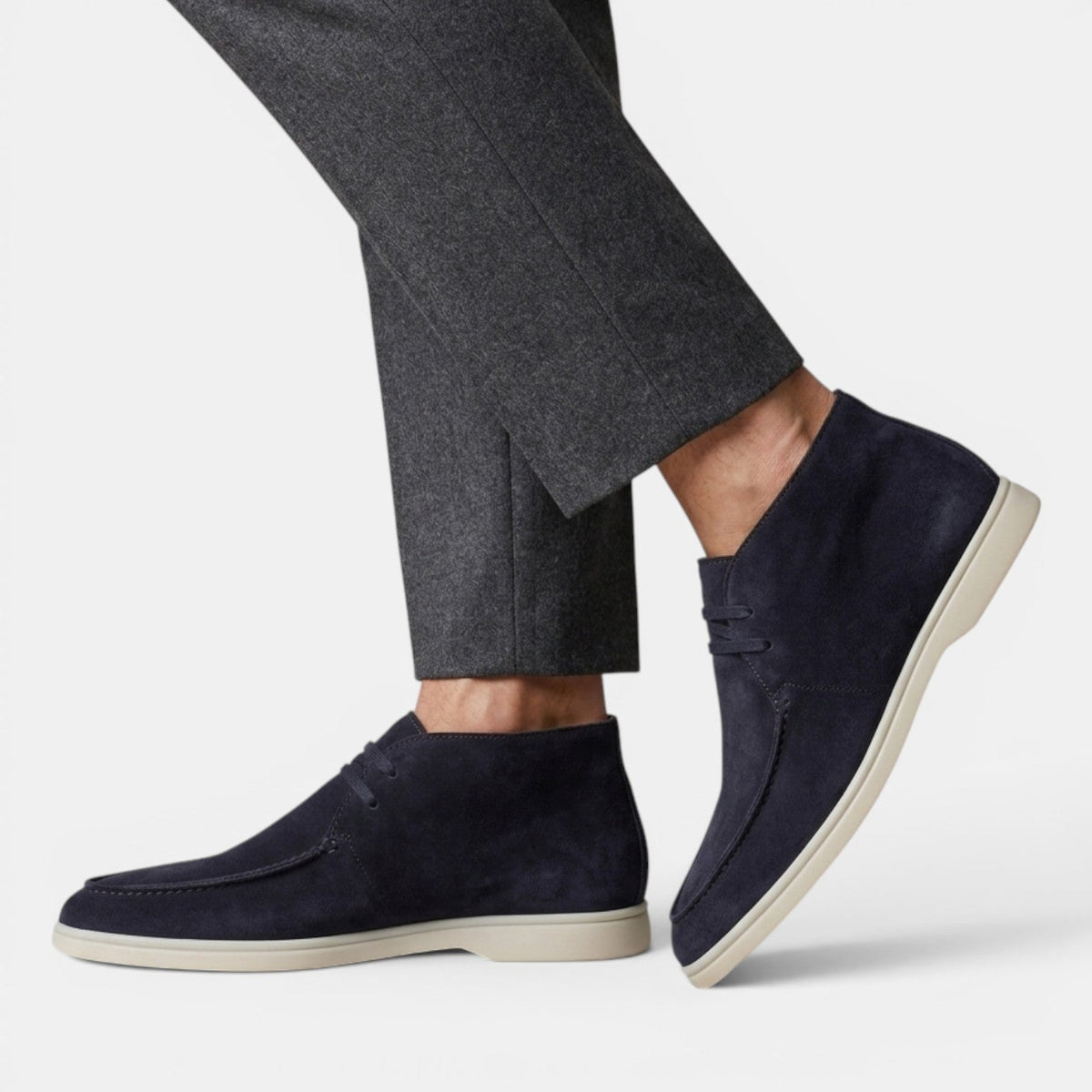 Chukka boots homme en daim à couture mocassin 6