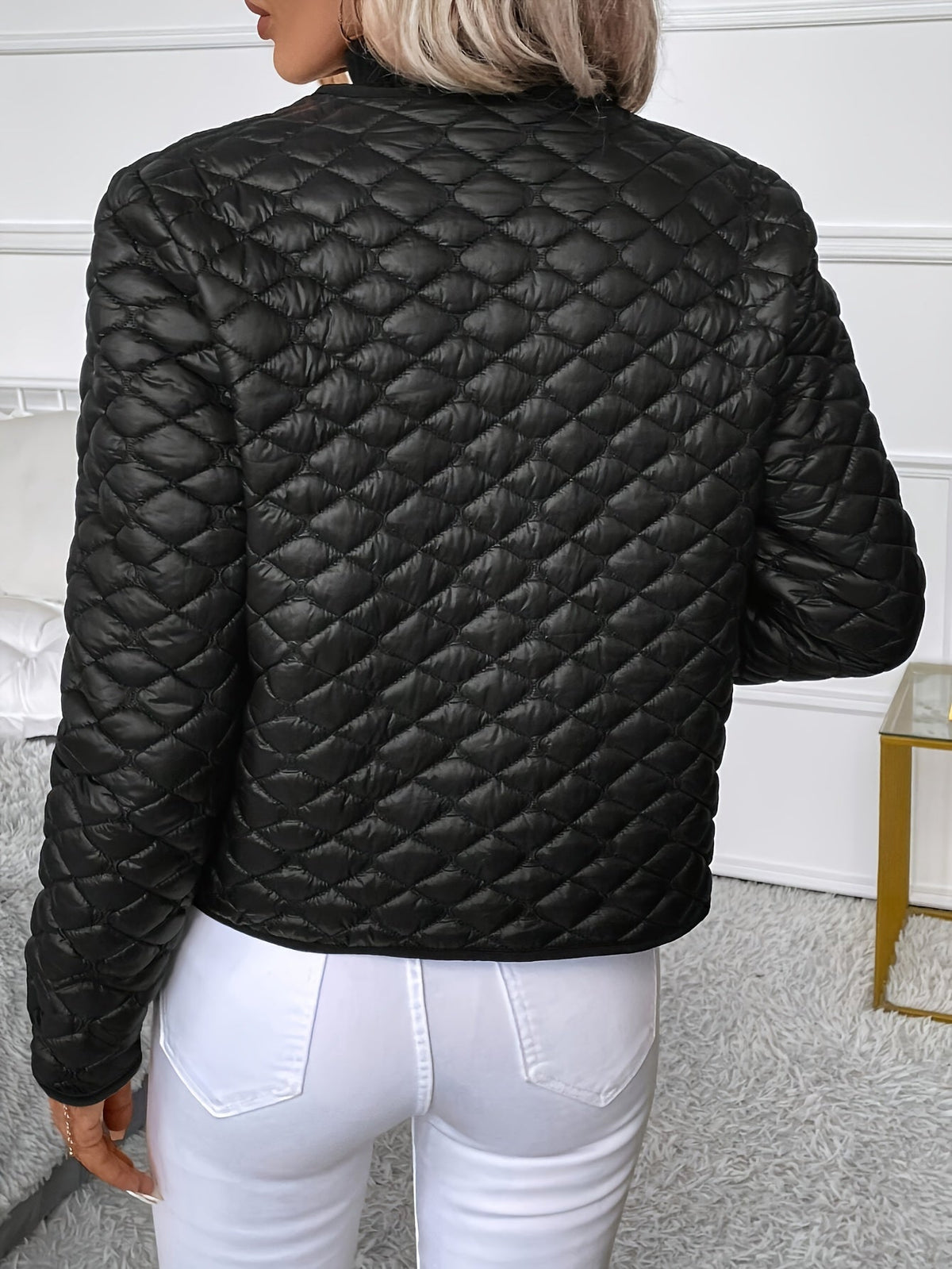 Doudoune femme matelassée à col montant zippée coupe courte 1