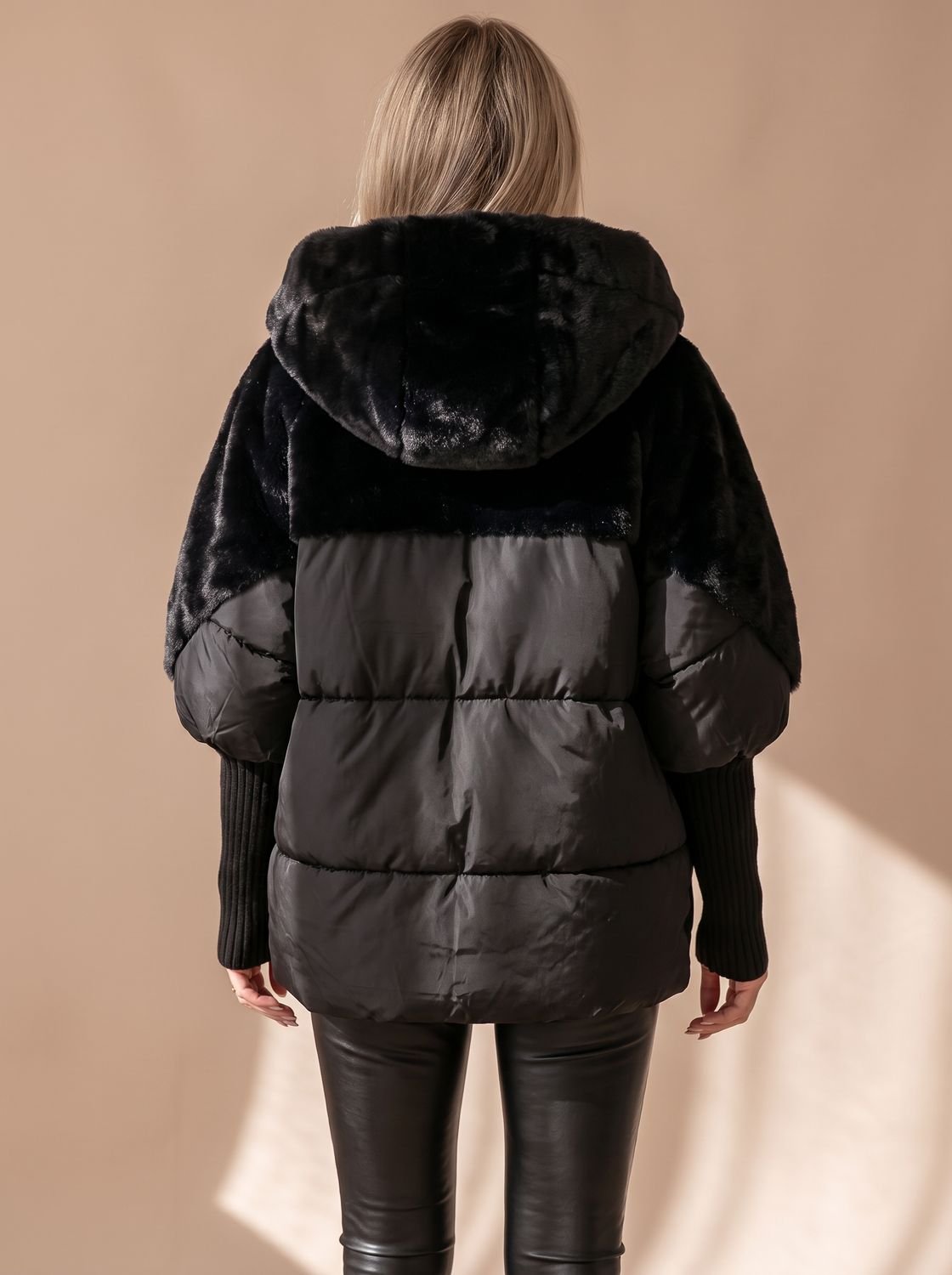 Doudoune oversize femme à capuche en fausse fourrure matelassée 15