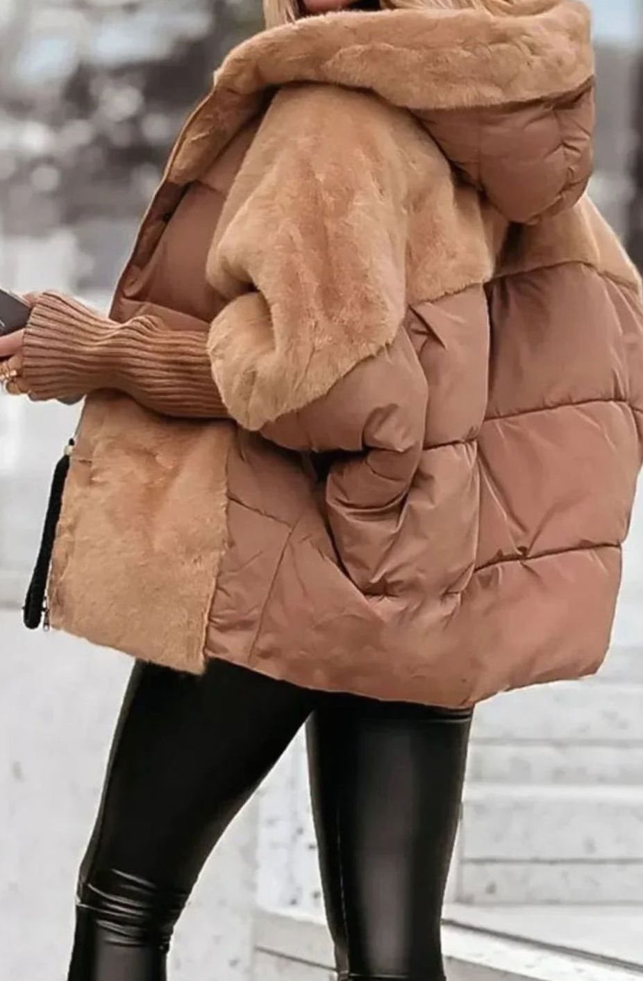 Doudoune oversize femme à capuche en fausse fourrure matelassée 6