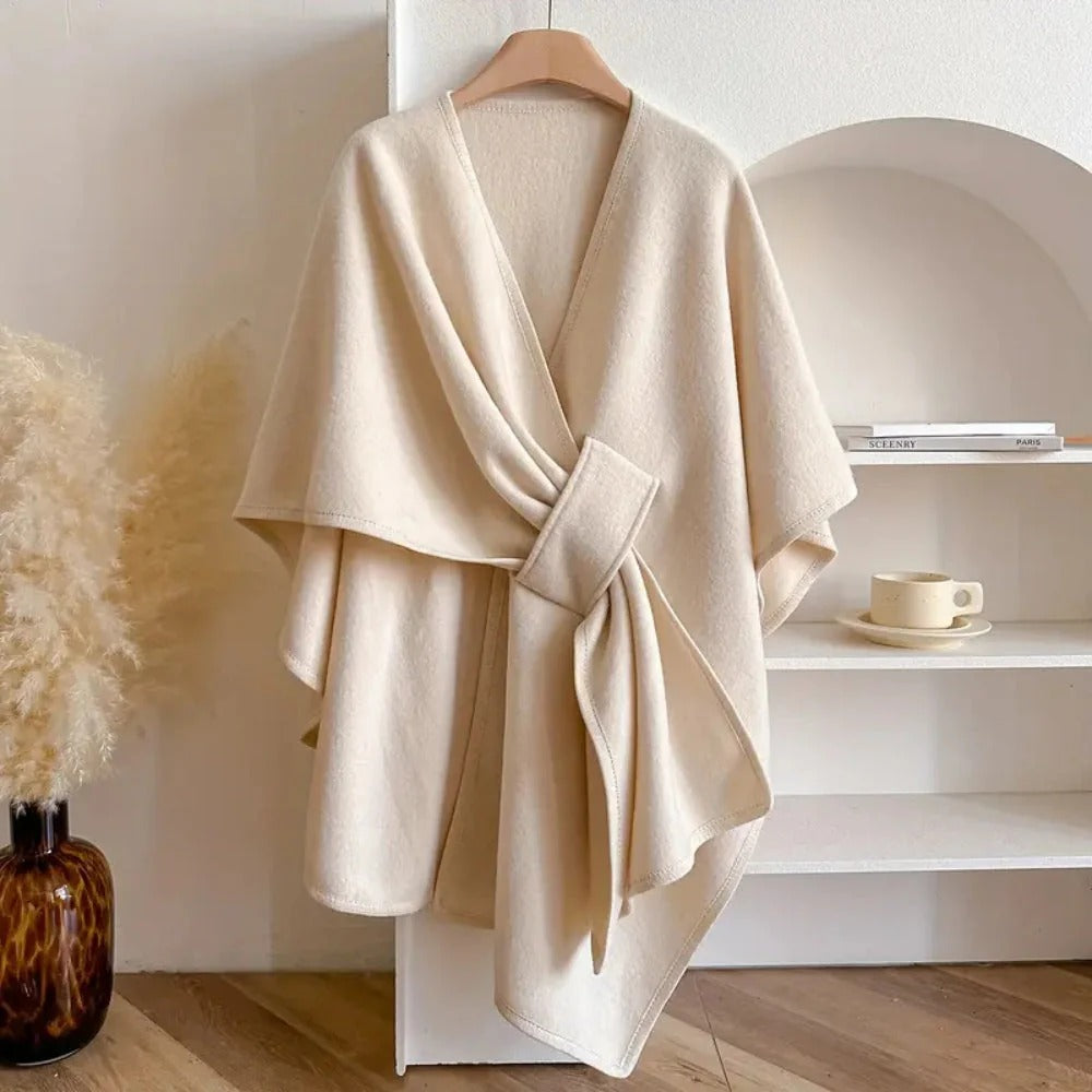 Écharpe poncho femme en laine à boucle frontale 2