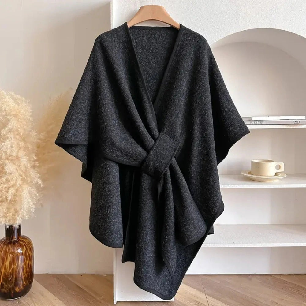 Écharpe poncho femme en laine à boucle frontale 3