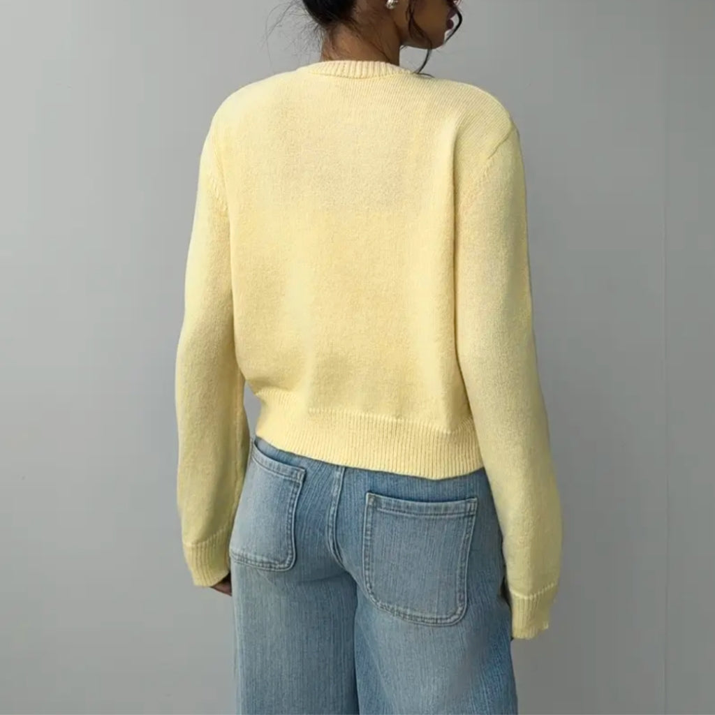 Gilet court en maille femme côtelé boutonné col rond 12