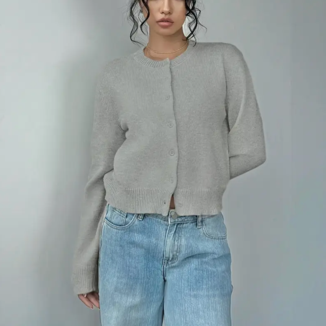 Gilet court en maille femme côtelé boutonné col rond 13