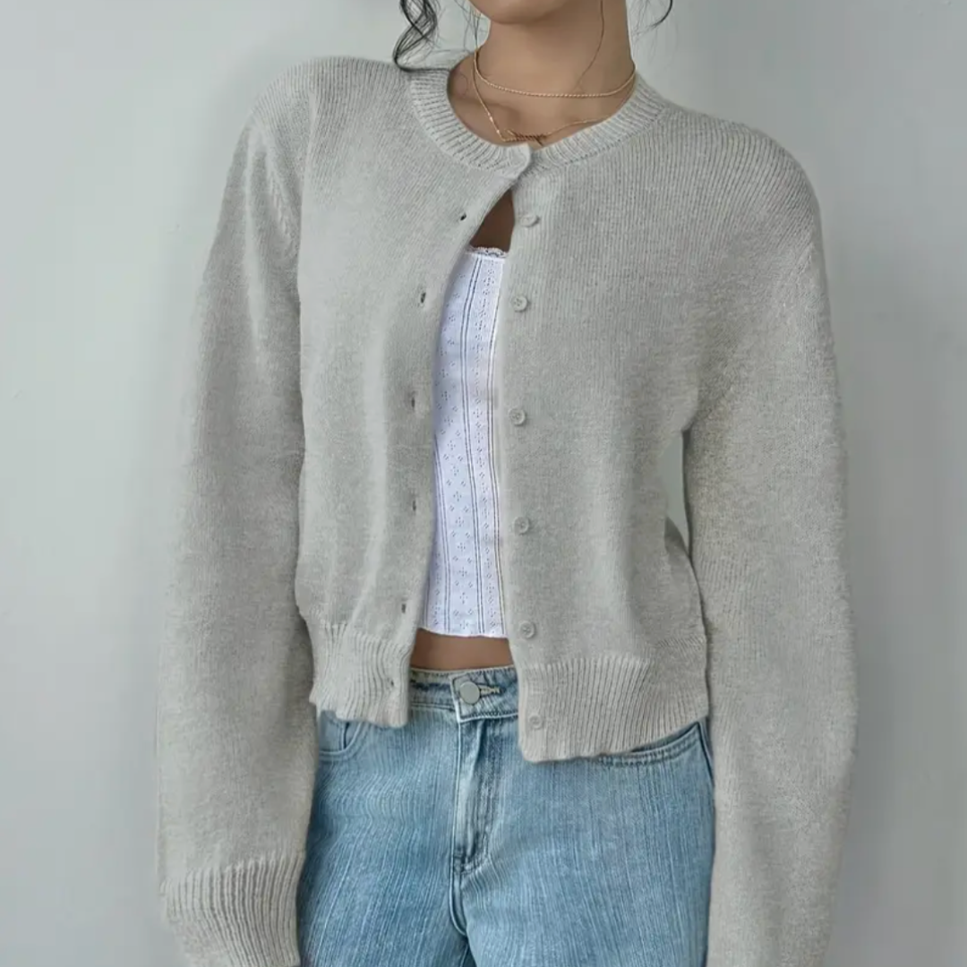 Gilet court en maille femme côtelé boutonné col rond 5